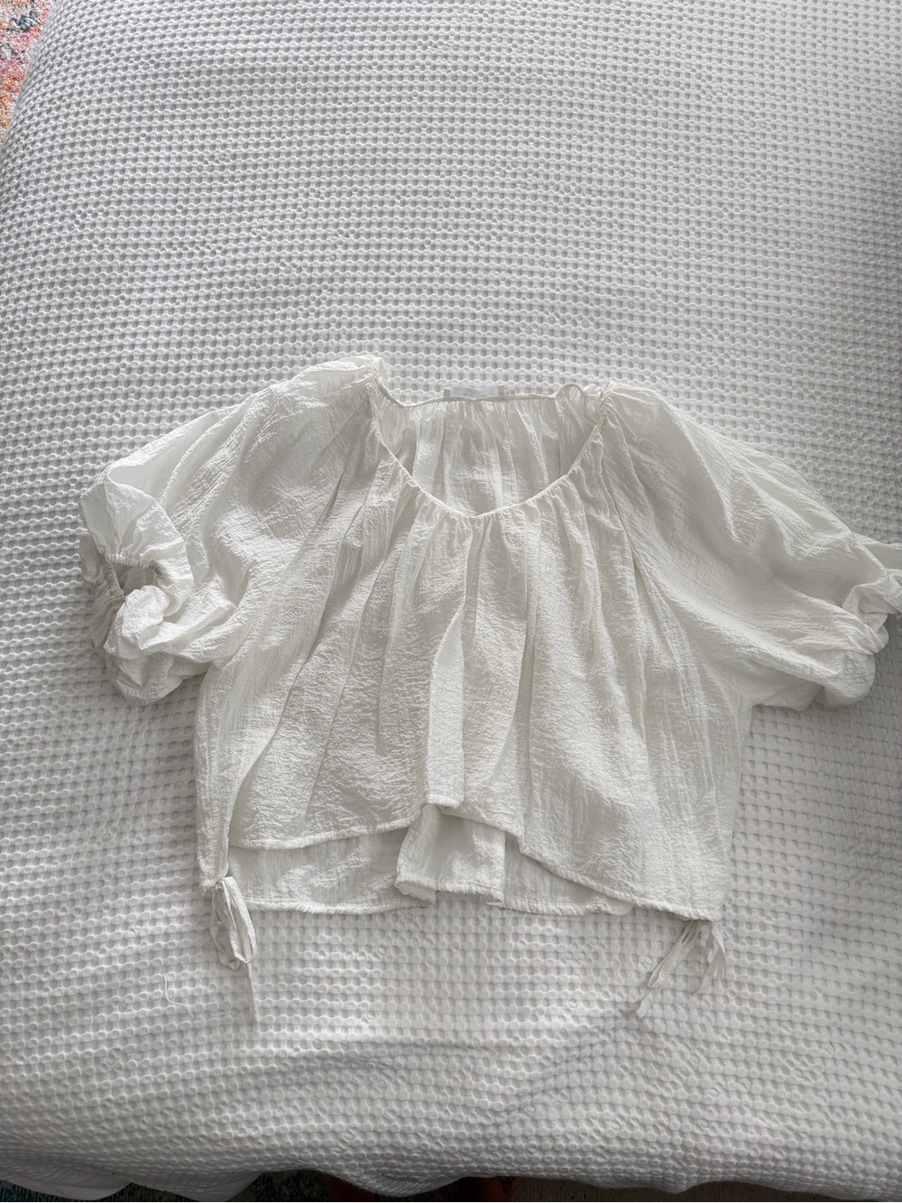 Astr White Puff Sleeve Cropped Peasant Blouse